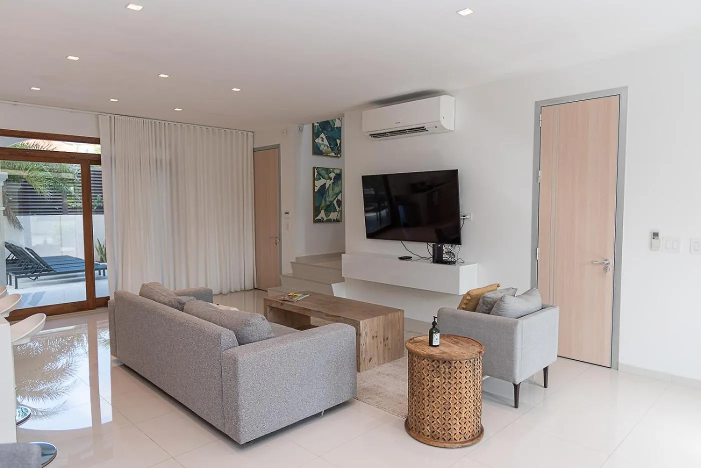 Opal Rental II Palm Beach Villa