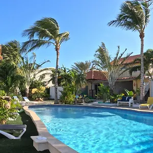 Casalina Garden Palm Beach